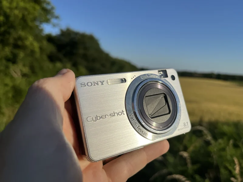 Sony Cybershot DSC-W150 : le compact numérique des années 2000 à redécouvrir